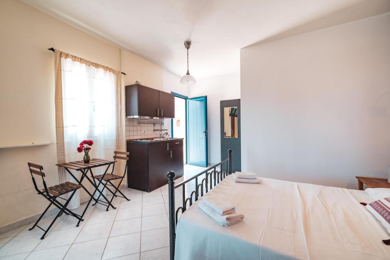 Philyra Appartments Agia Pelagia  Εξωτερικό φωτογραφία